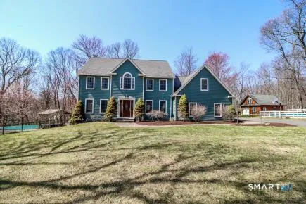 $750,000 | 23 Sun Pond Lane, New Milford, CT 06776