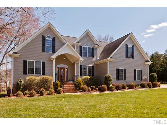 7608 Double E Court Raleigh, NC 27613 - Photo 2 of 25