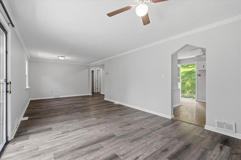 216 Magill Road Zelienople, PA 16063 - Photo 20 of 32