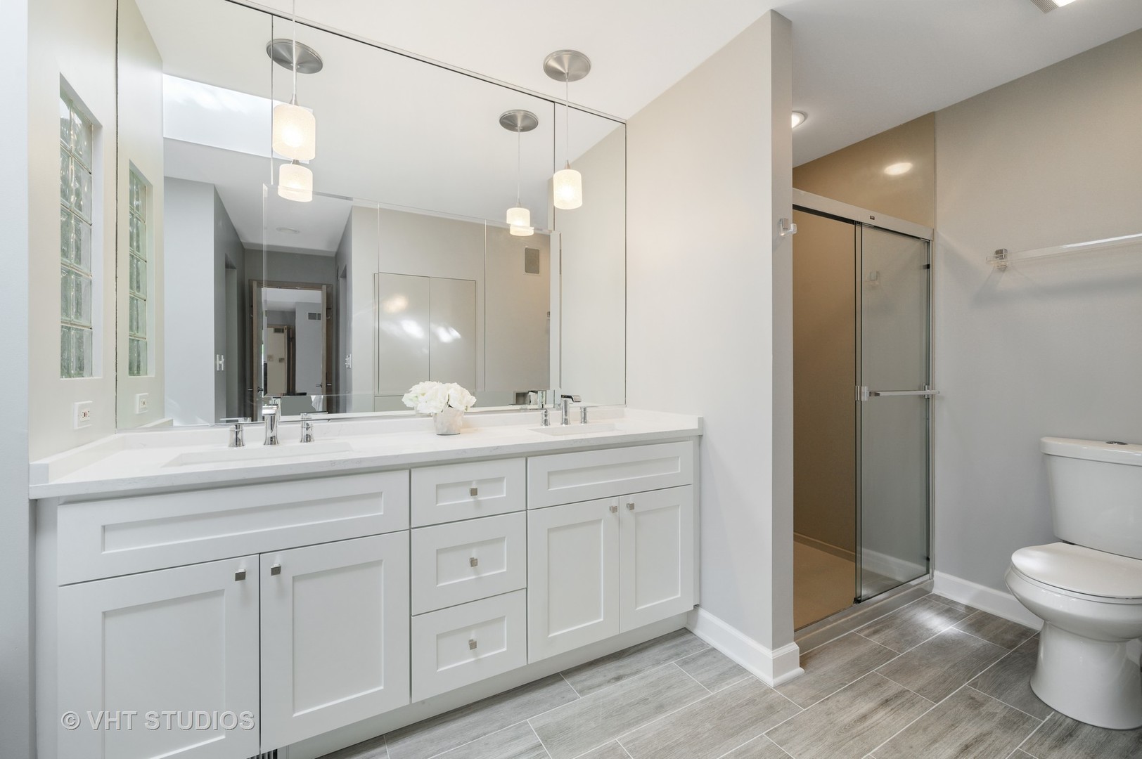 606 Juniper Road Glenview, IL 60025 - Photo 12 of 26 Gallery Image 12