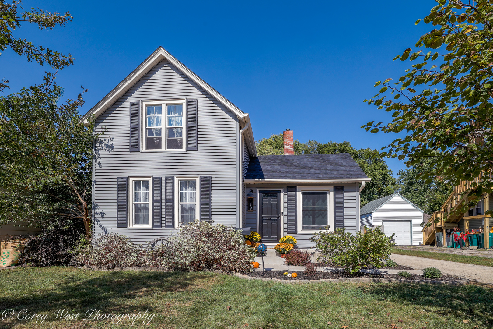 419 West Ottawa Street Sycamore, IL 60178 - Photo 2 of 32