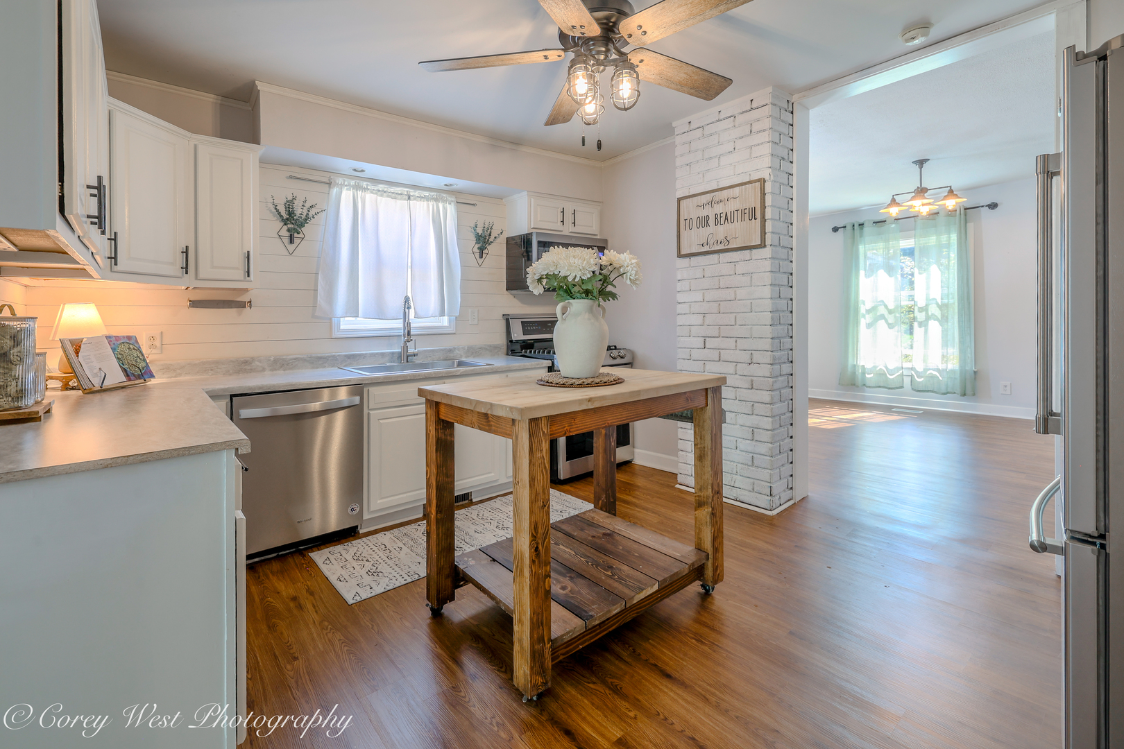 419 West Ottawa Street Sycamore, IL 60178 - Photo 8 of 32