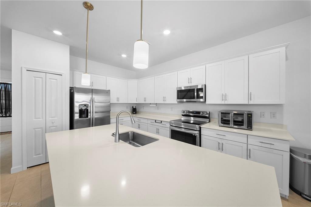 18335 Ridgeline Drive Estero, FL 33928 - Photo 3 of 40