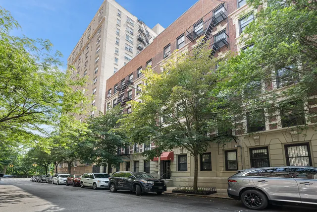 $425,000 | 4 West 101st Street, Unit 1 | Upper West Side