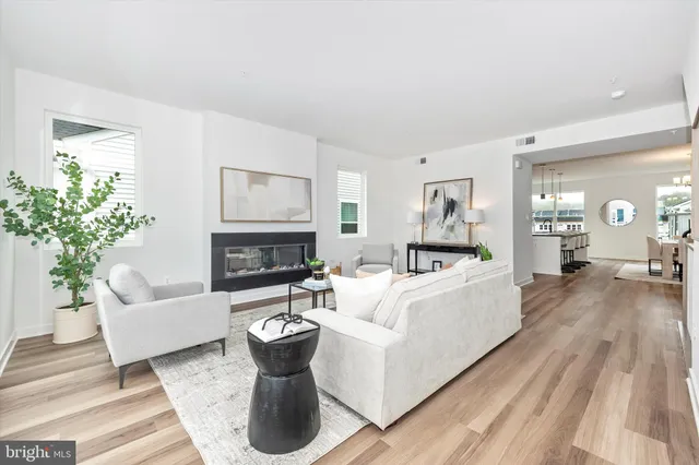 $2,950 | 709 B Iron Frg Road, Frederick, MD 21702