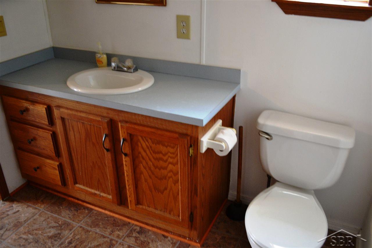 3428 Cramer Road Bay City, MI 48706 - Photo 20 of 34 31315019-20.JPG
