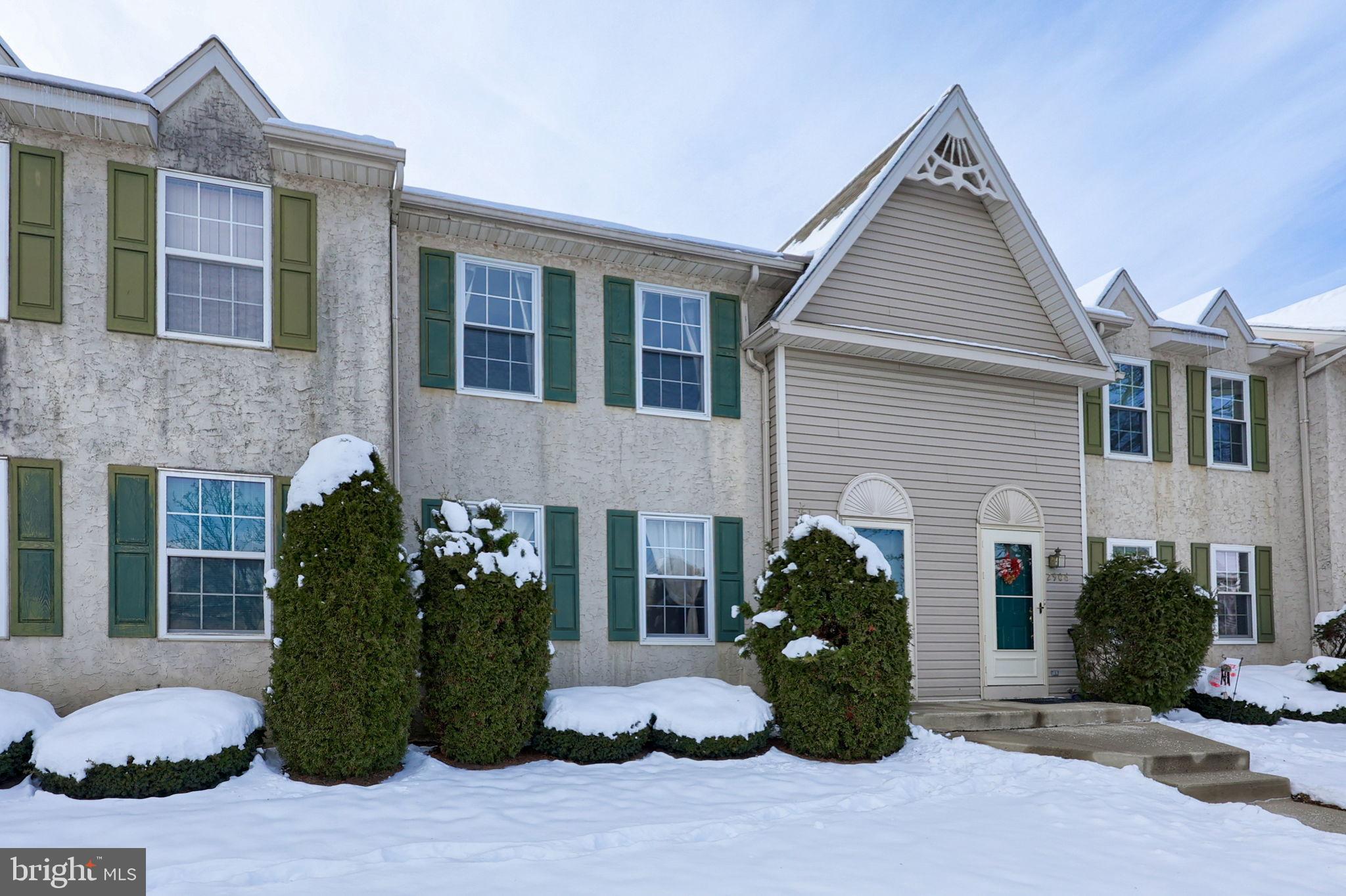 2904 Newport Way Reading, PA 19608 - Photo 2 of 35