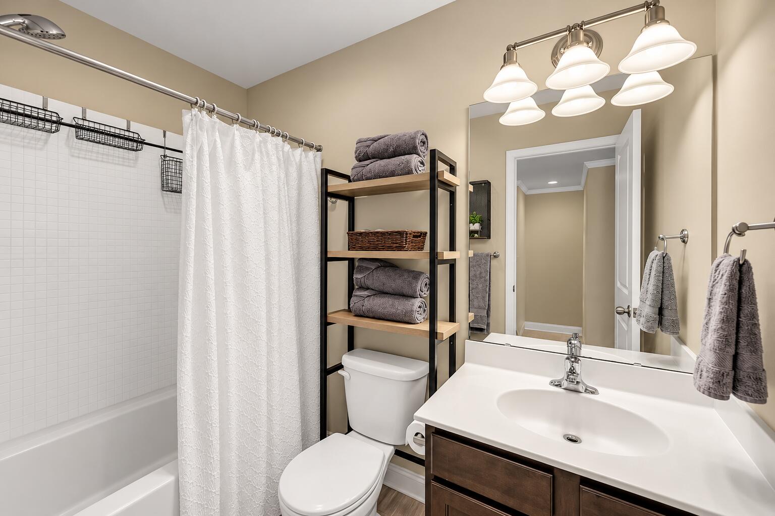 112 Brookhaven Road Summerville, SC 29486 - Photo 18 of 38 Upstairs Bathroom