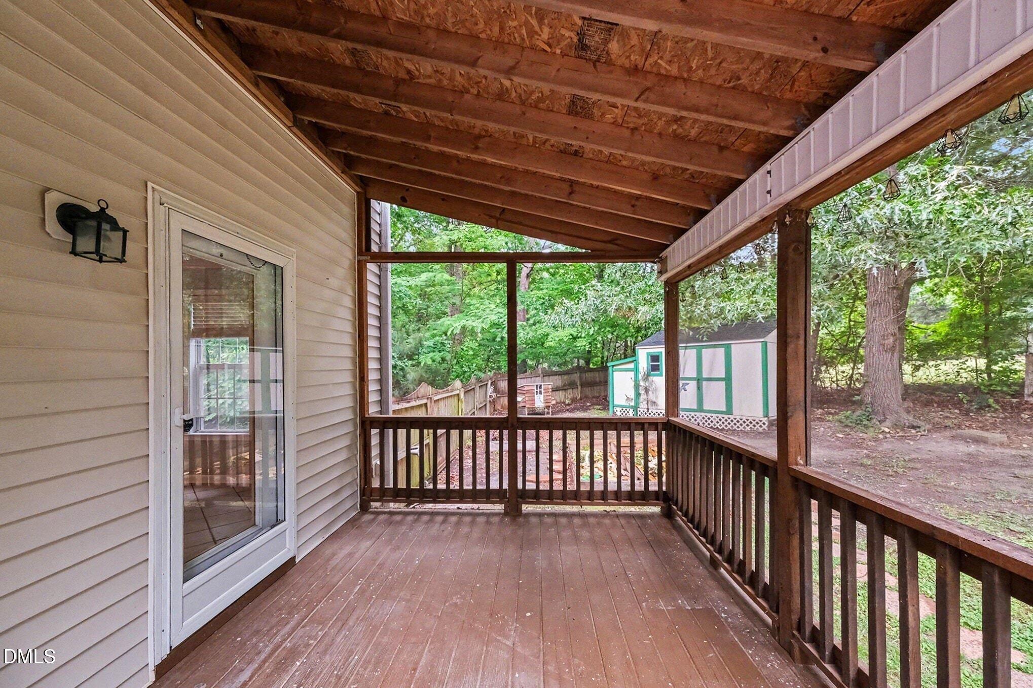 8405 Ridgebury Road Raleigh, NC 27603 - Photo 33 of 38 030_file_6871