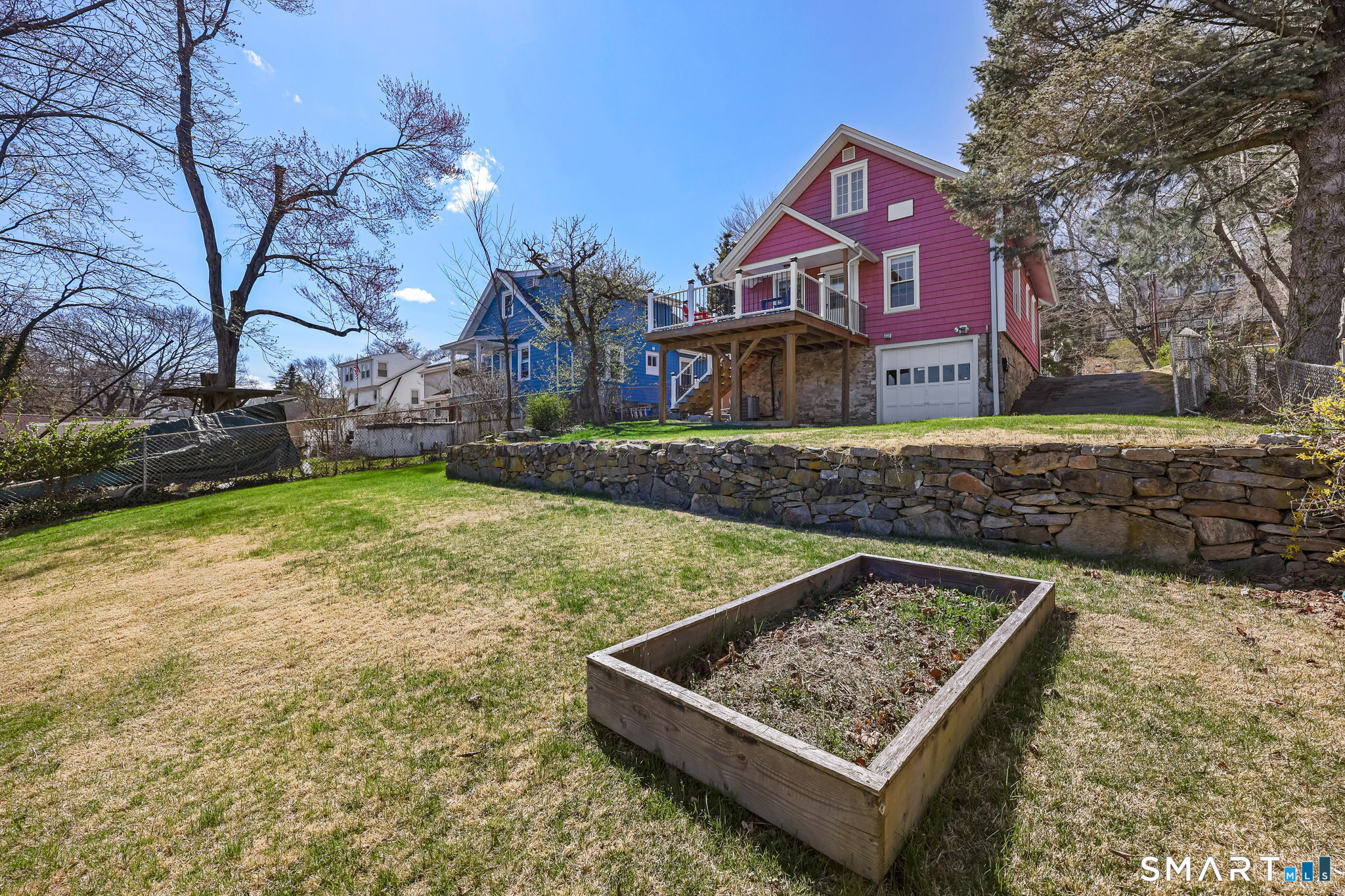 105 Knickerbocker Avenue Stamford, CT 06907 - Photo 25 of 31 a view of a yard in front of the house