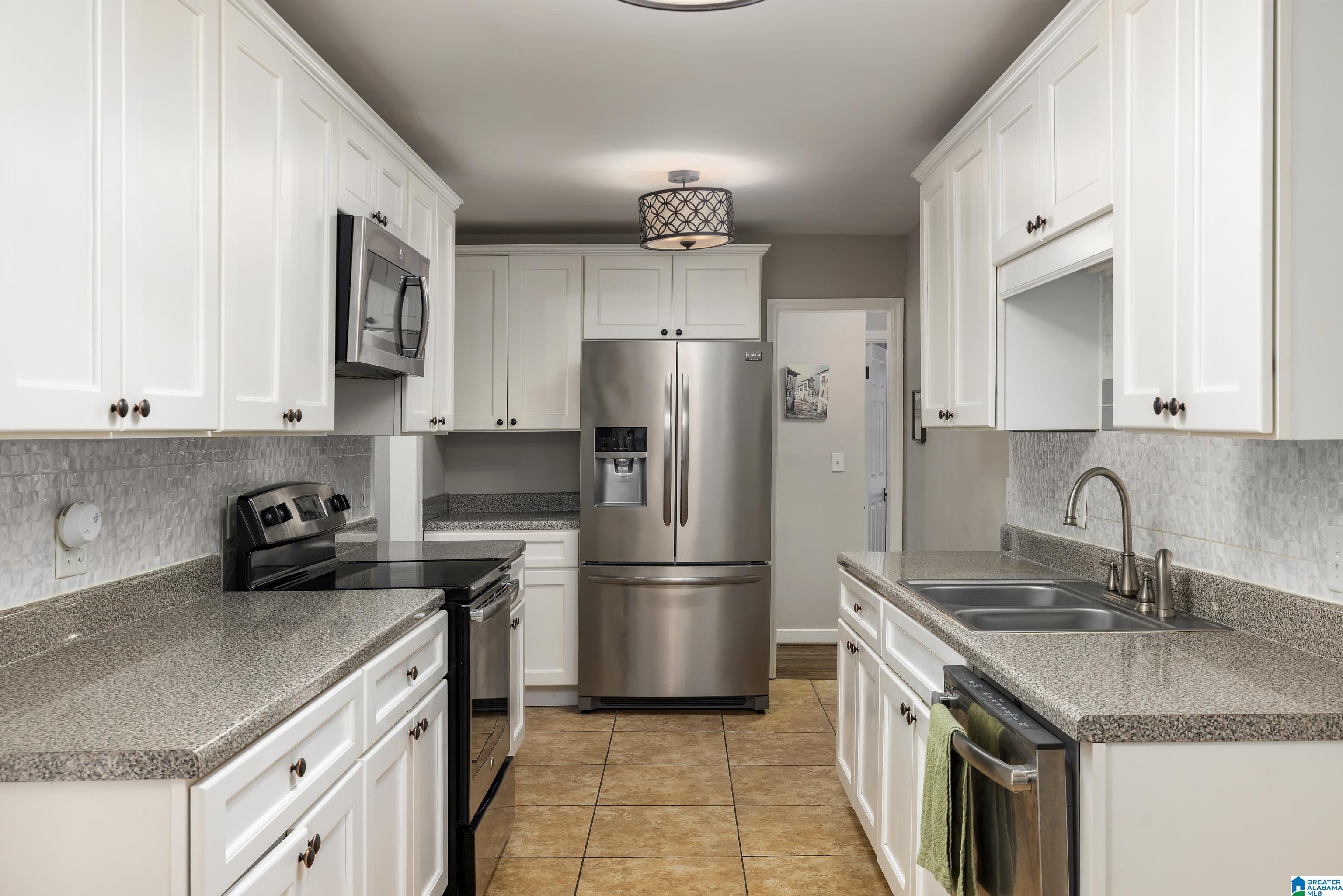 252 Kent Lane Birmingham, AL 35209 - Photo 16 of 37