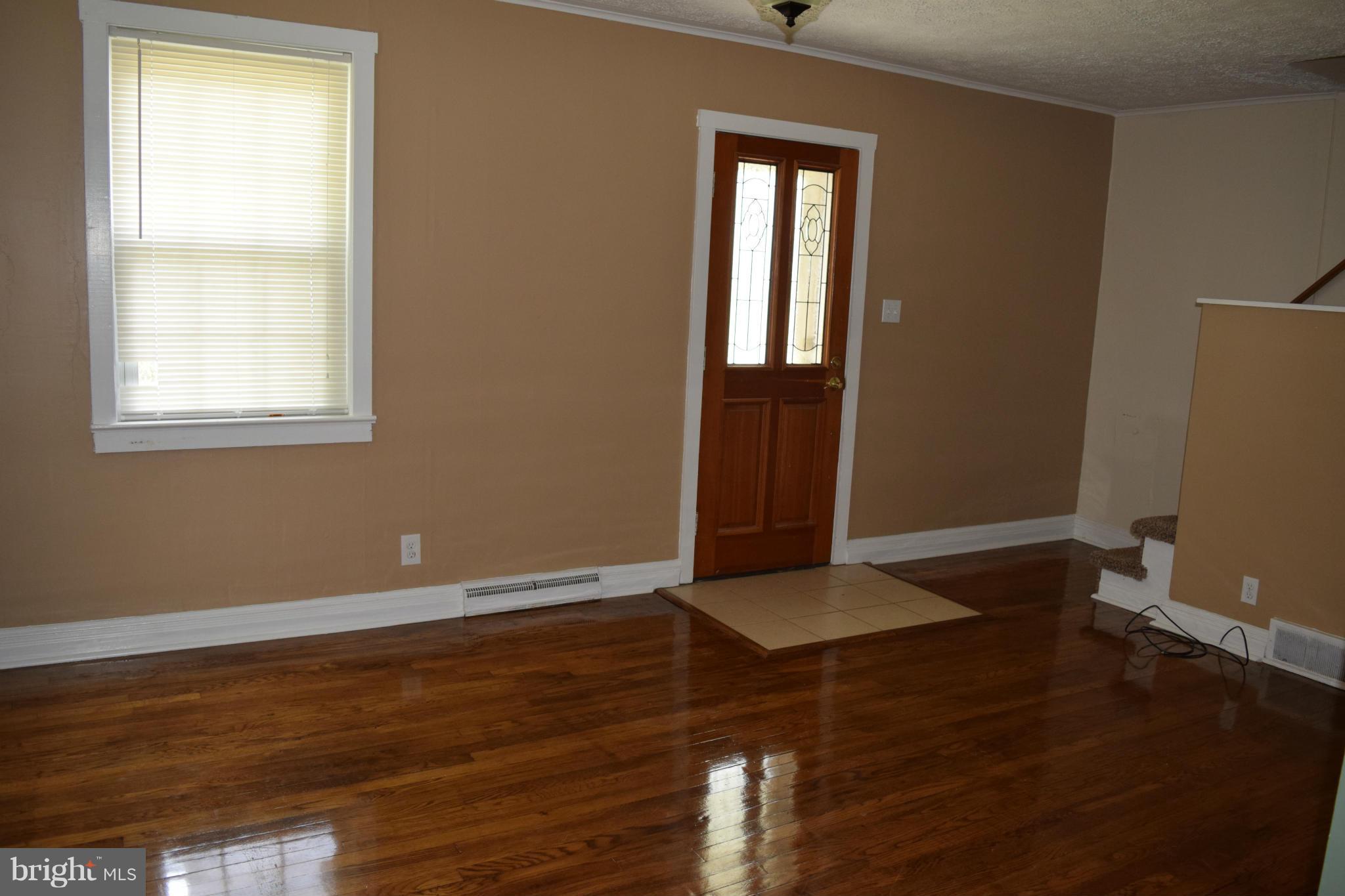 610 West Ring Factory Road Bel Air, MD 21014 - Photo 3 of 30 Living Room