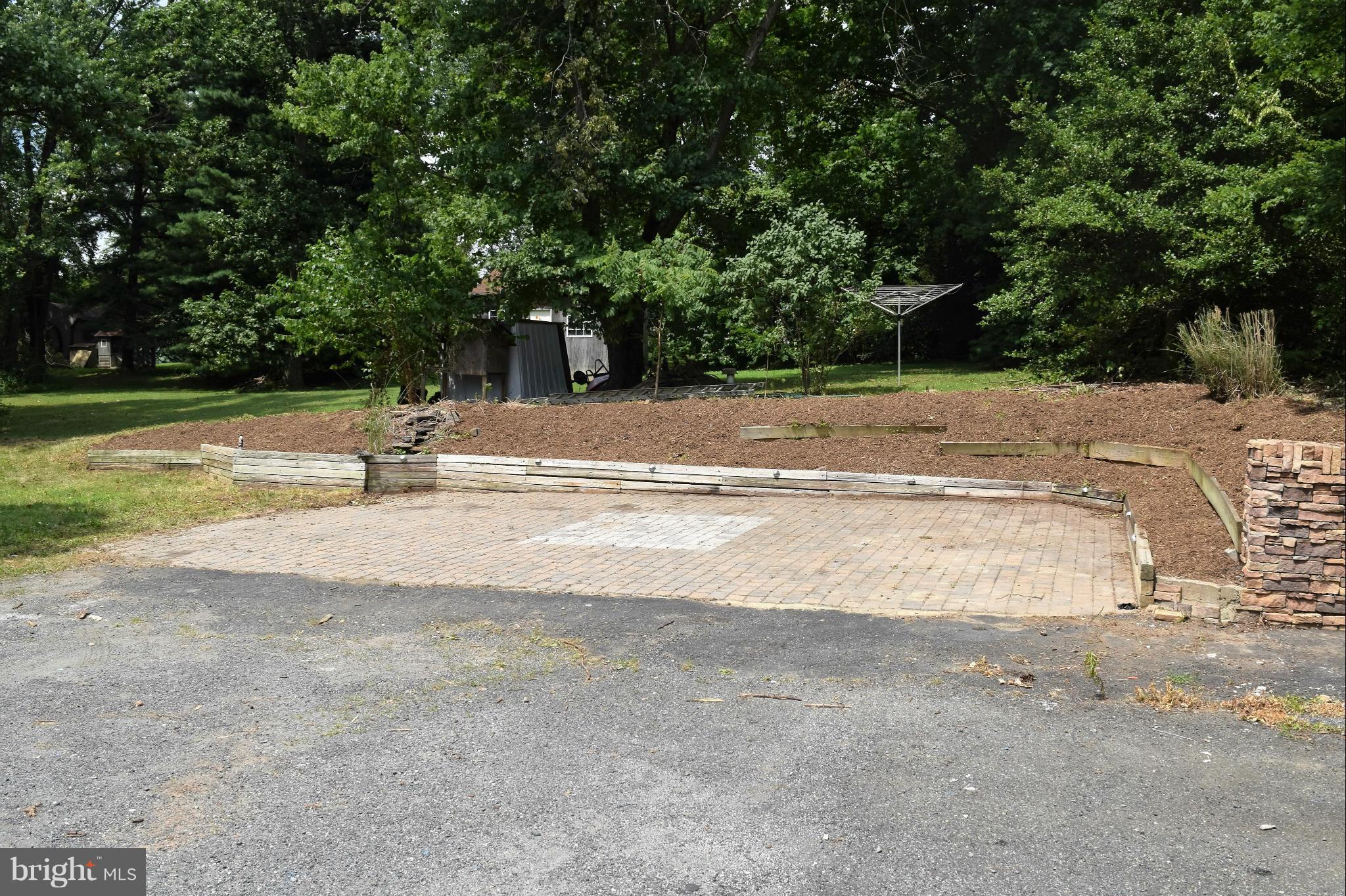 610 West Ring Factory Road Bel Air, MD 21014 - Photo 25 of 30 Patio and garden area