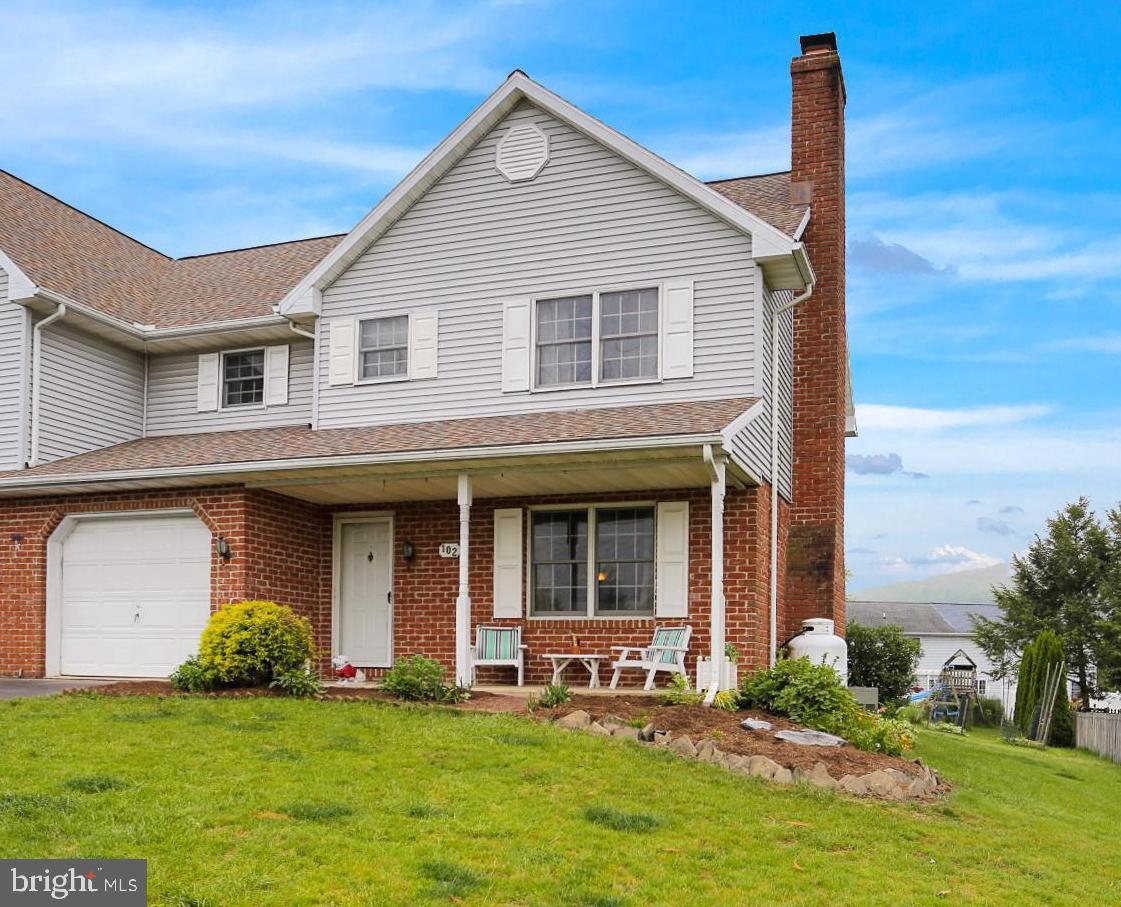 102 Wernersville Road Reading, PA 19608 - Photo 1 of 28