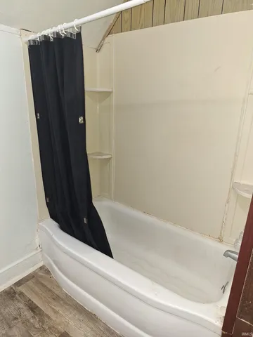 $675 | 59 West Riverside Drive, Peru, IN 46970