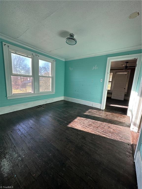 203 Coltrane Avenue High Point, NC 27260 - Photo 8 of 24 Gallery Image 8