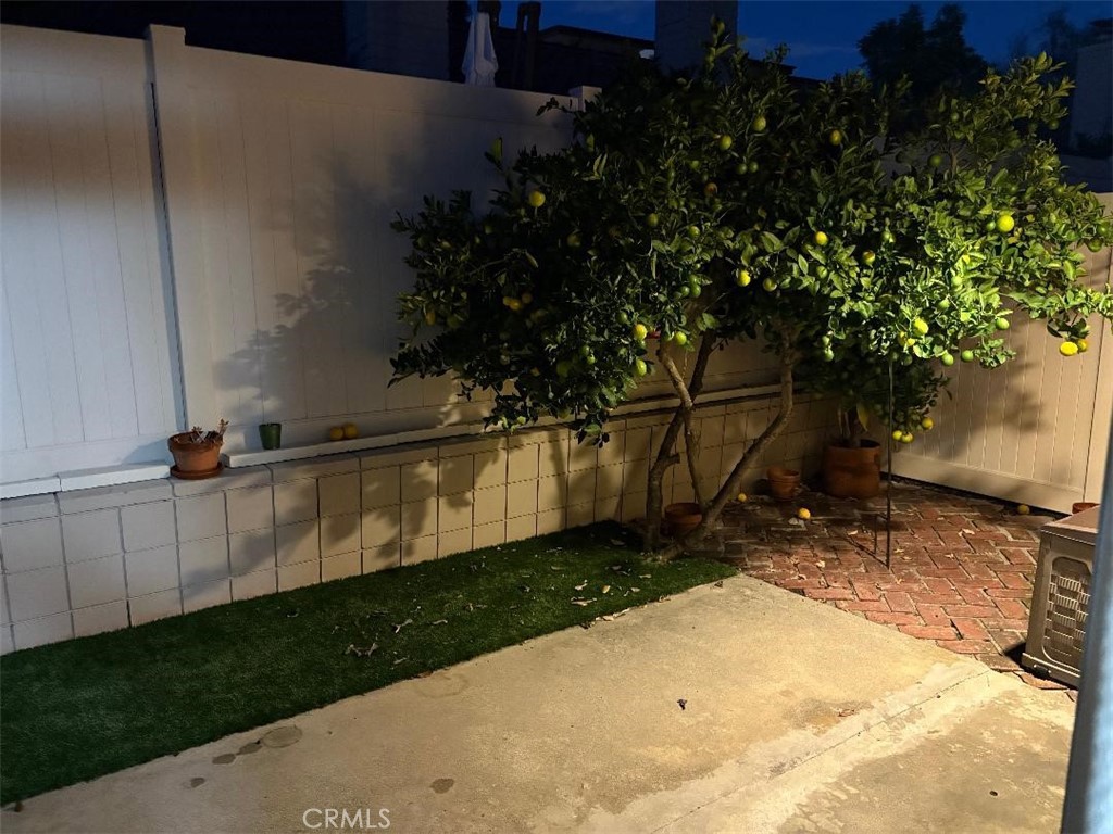 5945 Armaga Spring Road, Unit B Rancho Palos Verdes, CA 90275 - Photo 7 of 9 a view of a backyard