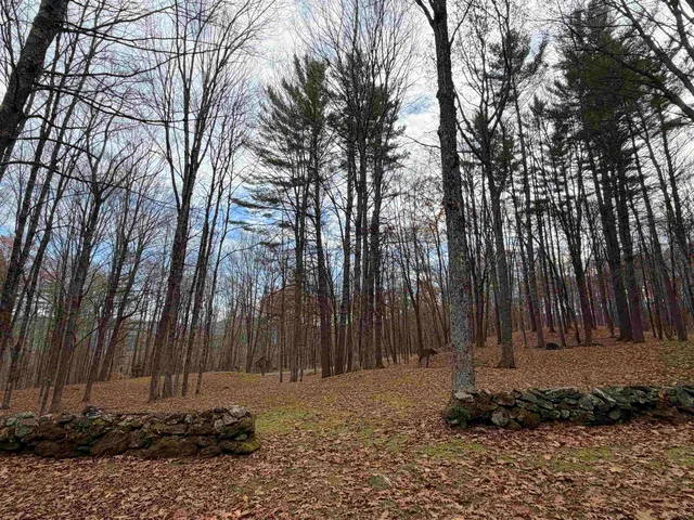 $985,000 | 72 Oakridge Way, Woodstock, VT 05091