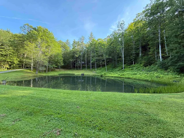 $985,000 | 72 Oakridge Way, Woodstock, VT 05091