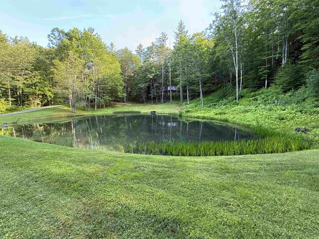 $985,000 | 72 Oakridge Way, Woodstock, VT 05091