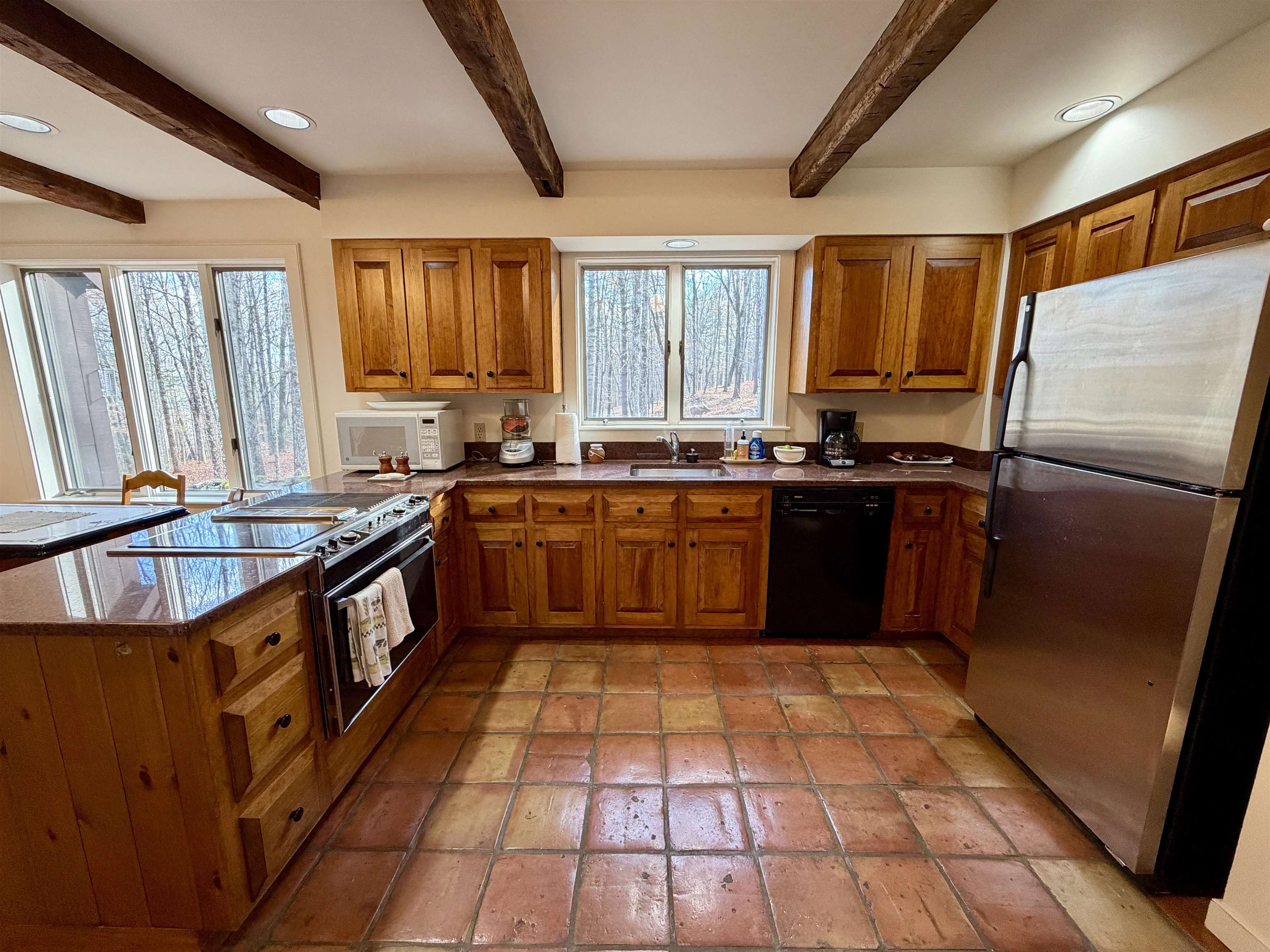 72 Oakridge Way Woodstock, VT 05091 - Photo 7 of 44
