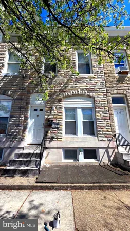 $2,300 | 539 North Luzerne Avenue, Baltimore, MD 21205