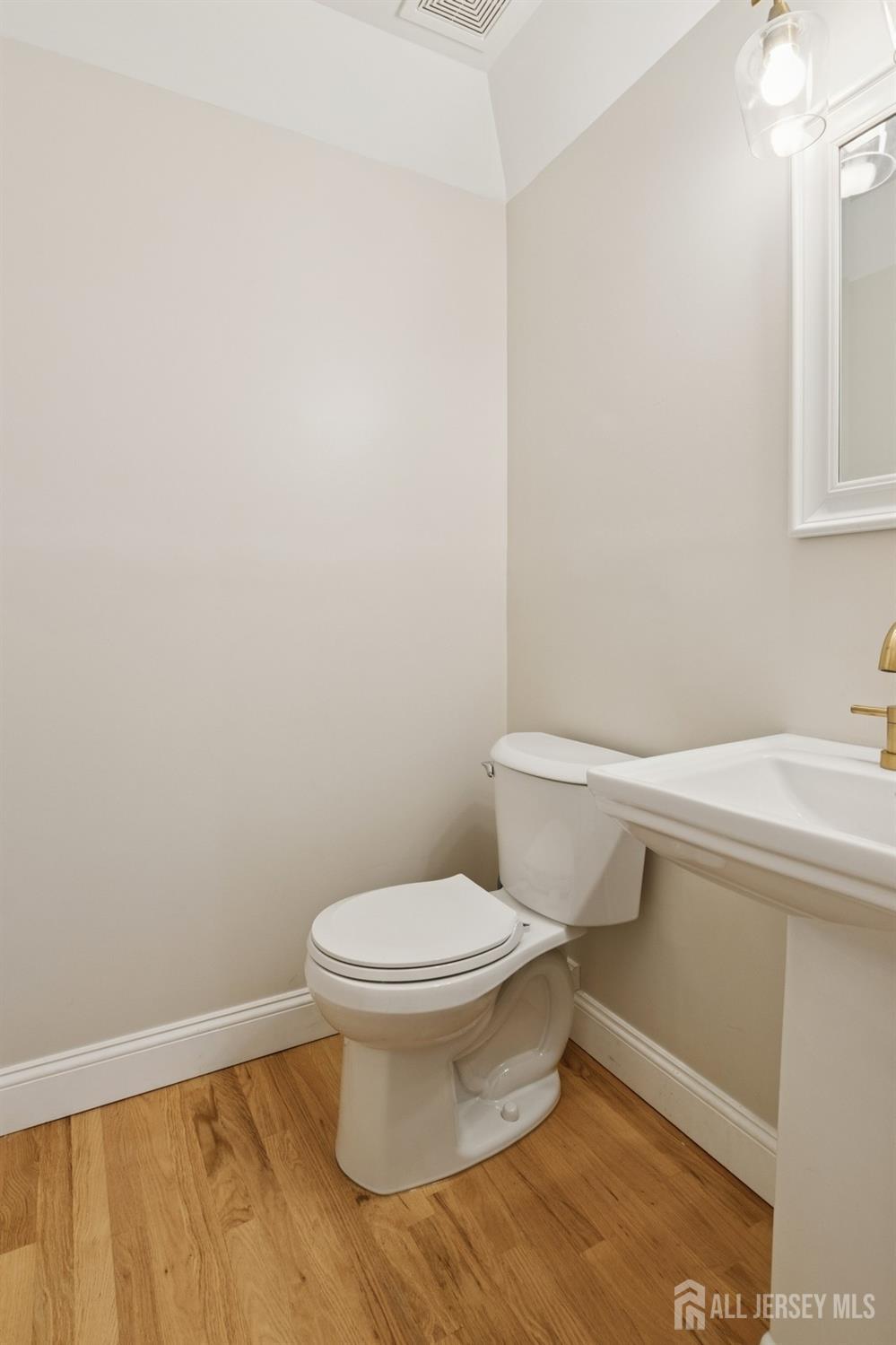 3 Cedar Lane Milltown, NJ 08850 - Photo 30 of 67