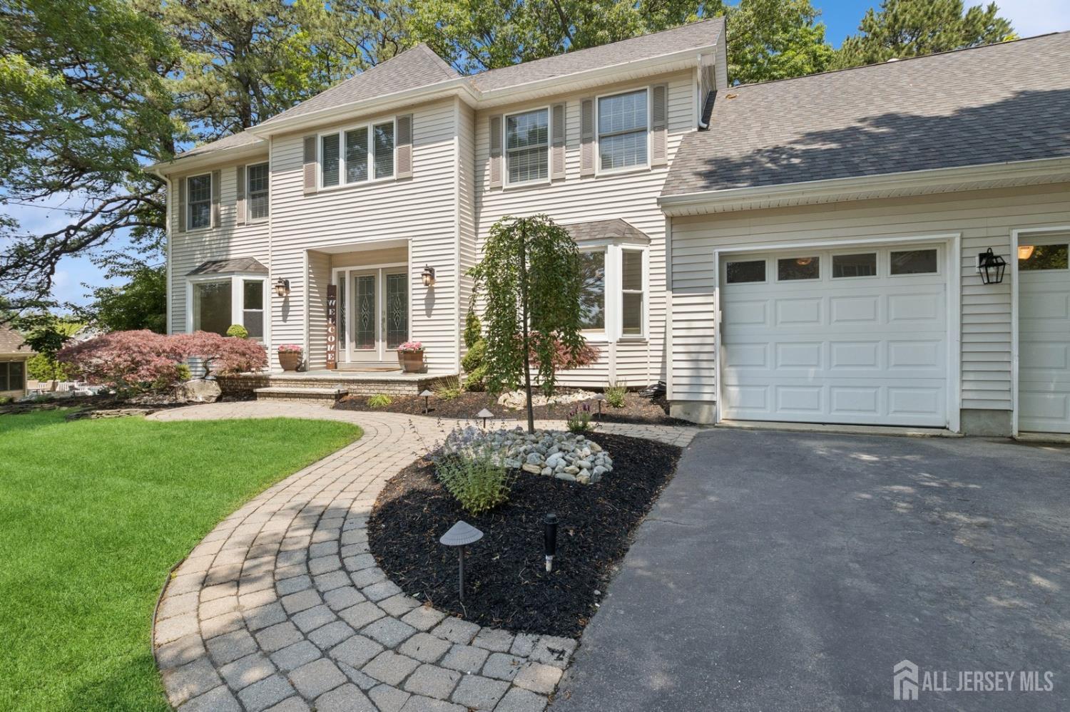 3 Cedar Lane Milltown, NJ 08850 - Photo 4 of 67