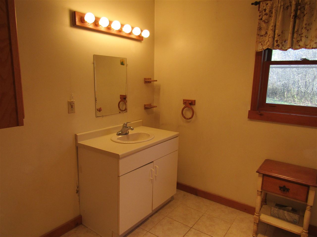 21 Halls Brook Road Rumney, NH 03266 - Photo 11 of 17 Gallery Image 11