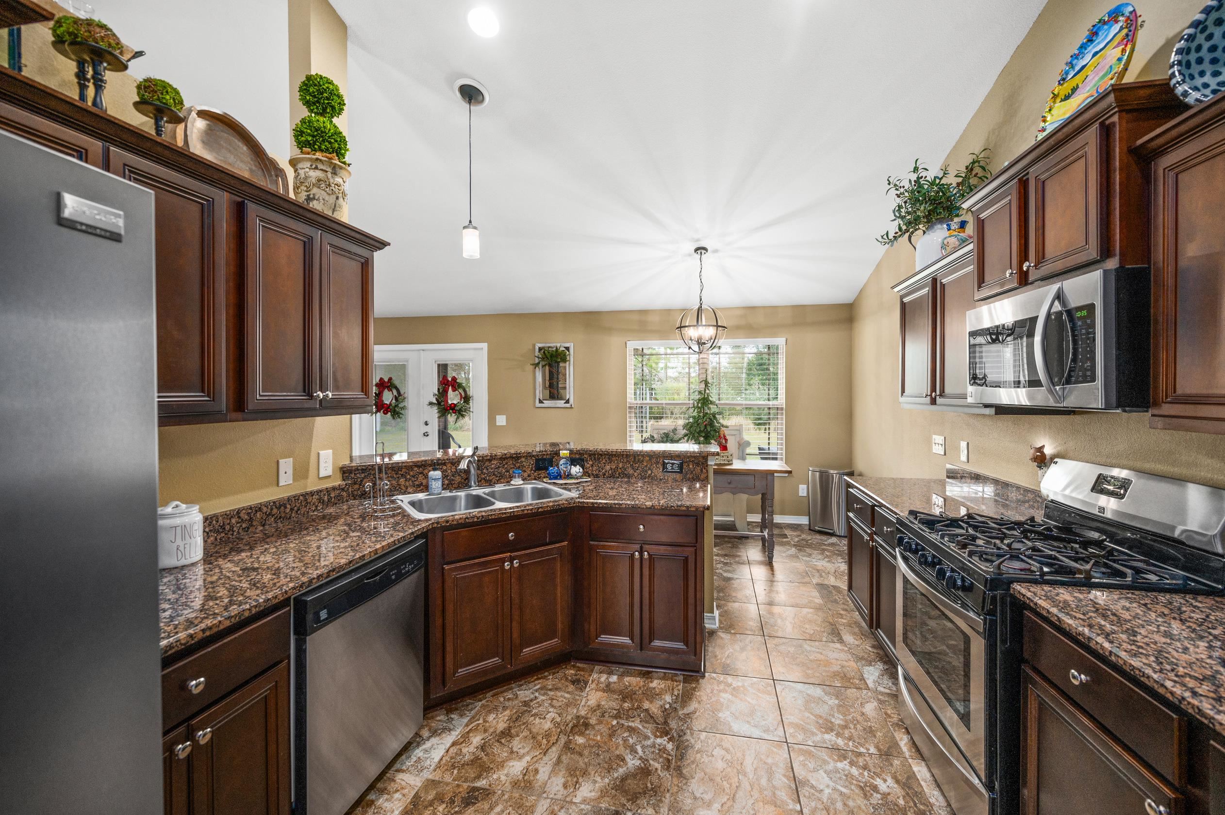 143 Meadow Run Loop West Foley, AL 36535 - Photo 6 of 33