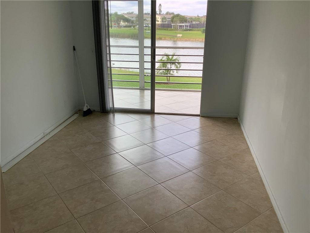 2078 Exeter, Unit 2078 Boca Raton, FL 33434 - Photo 13 of 35 Photo 13