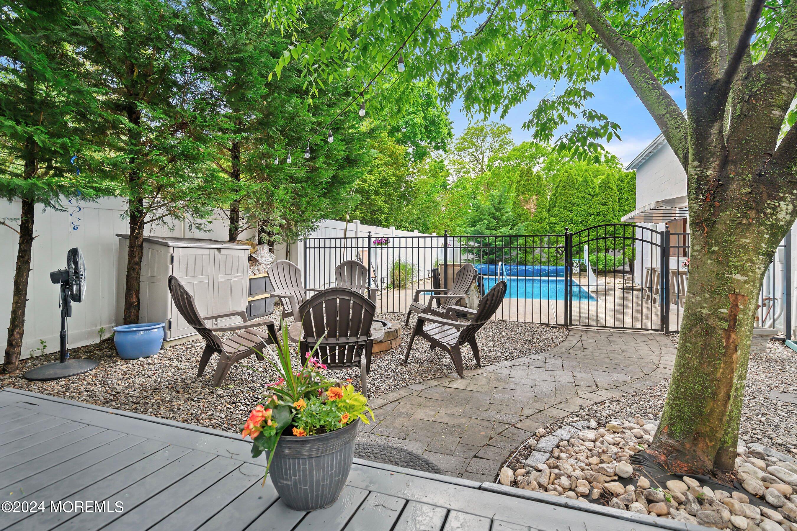 46 Compton Street Belford, NJ 07718 - Photo 31 of 35 32-Yard