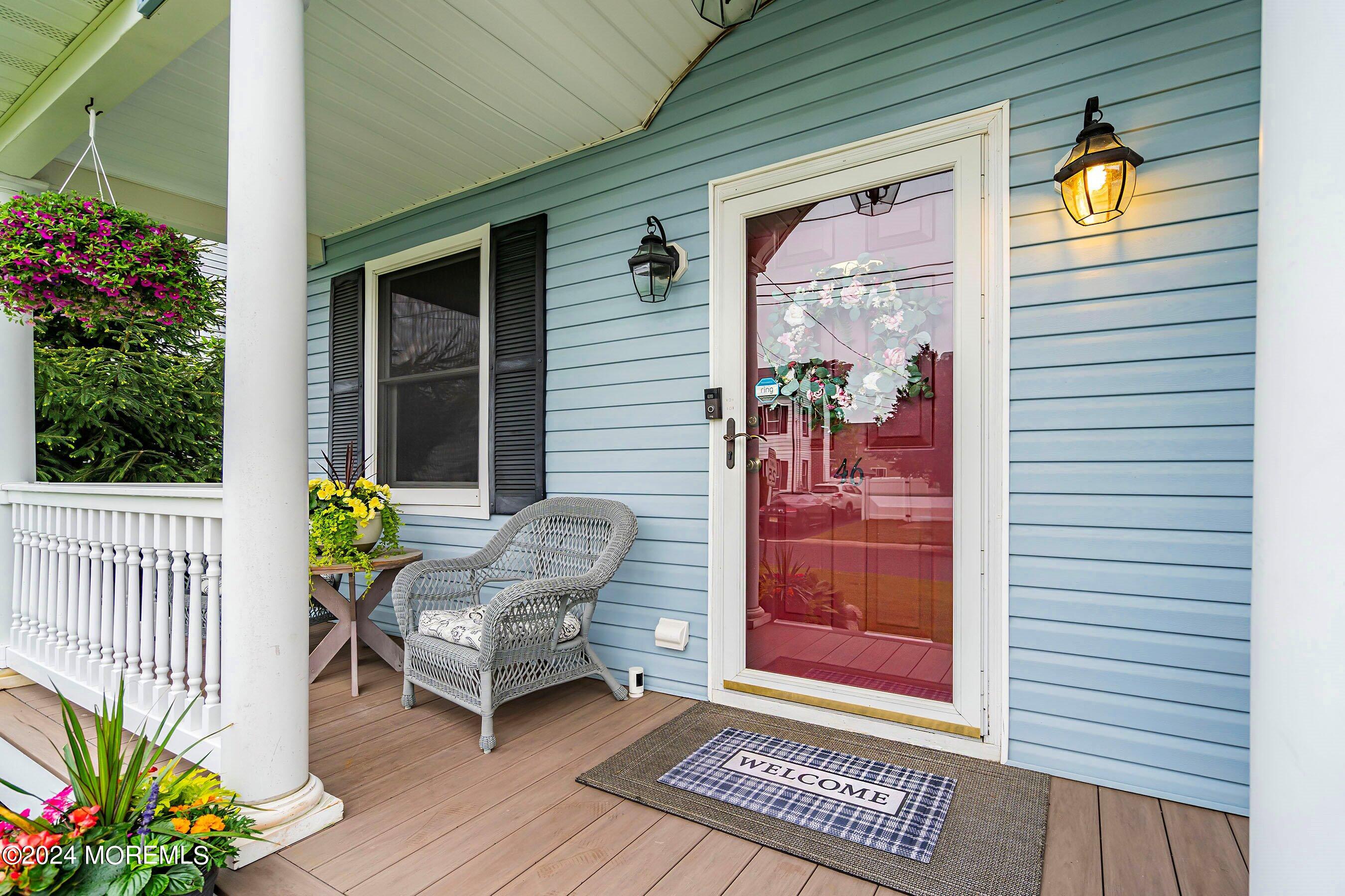 46 Compton Street Belford, NJ 07718 - Photo 4 of 35 05-Front Door
