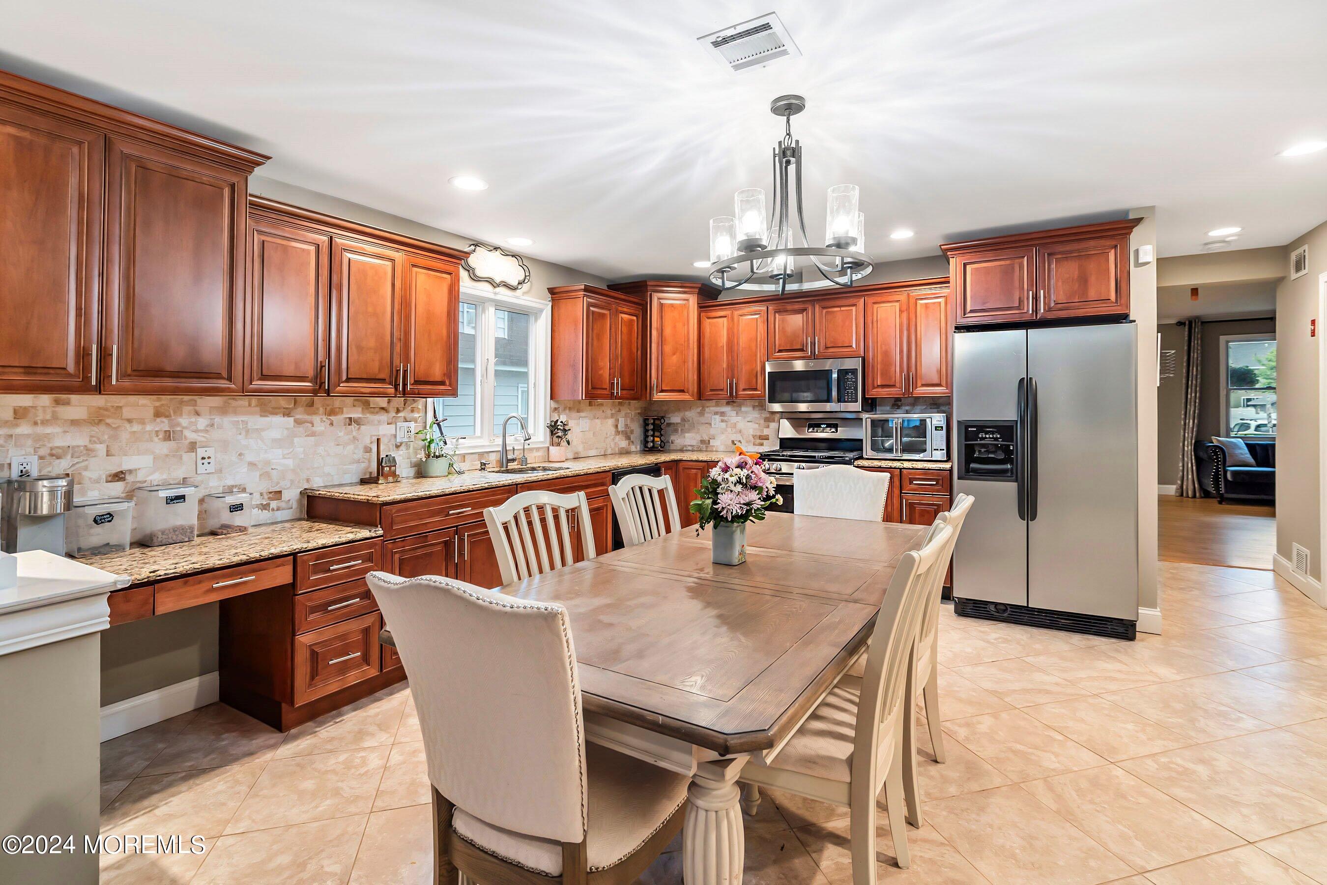 46 Compton Street Belford, NJ 07718 - Photo 9 of 35 10-Kitchen 1A