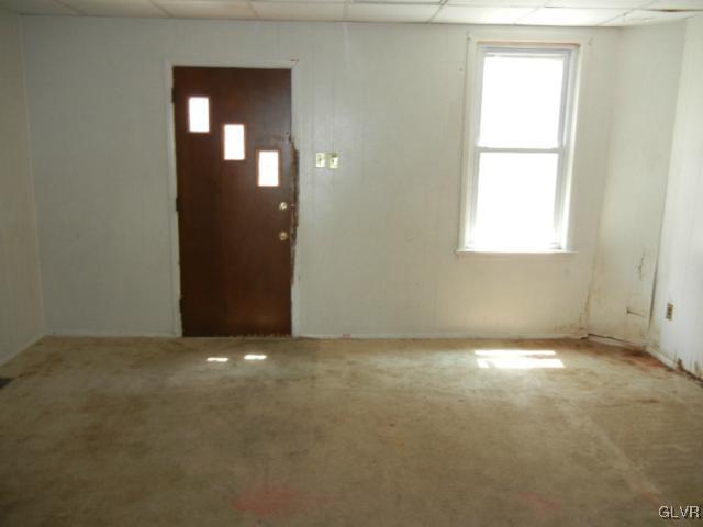 30 West Raspberry Street Bethlehem, PA 18018 - Photo 4 of 12 Gallery Image 4