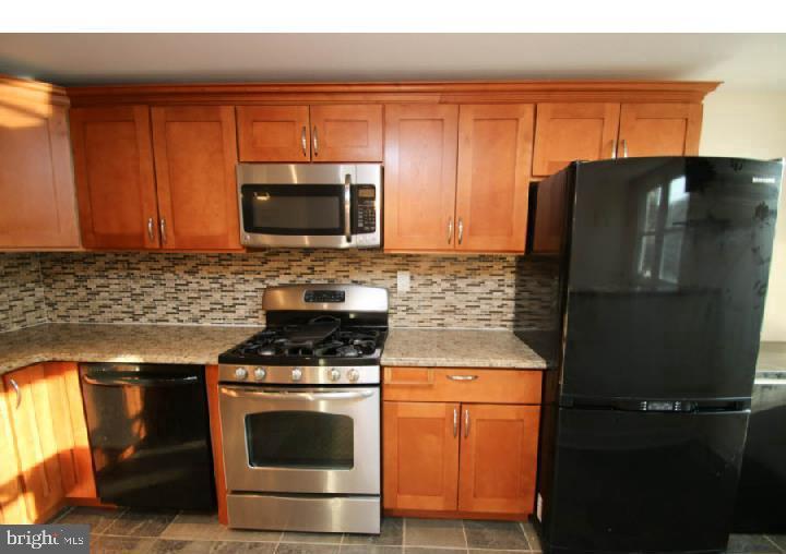 1613 Pennington Road Philadelphia, PA 19151 - Photo 7 of 19 Gallery Image 7