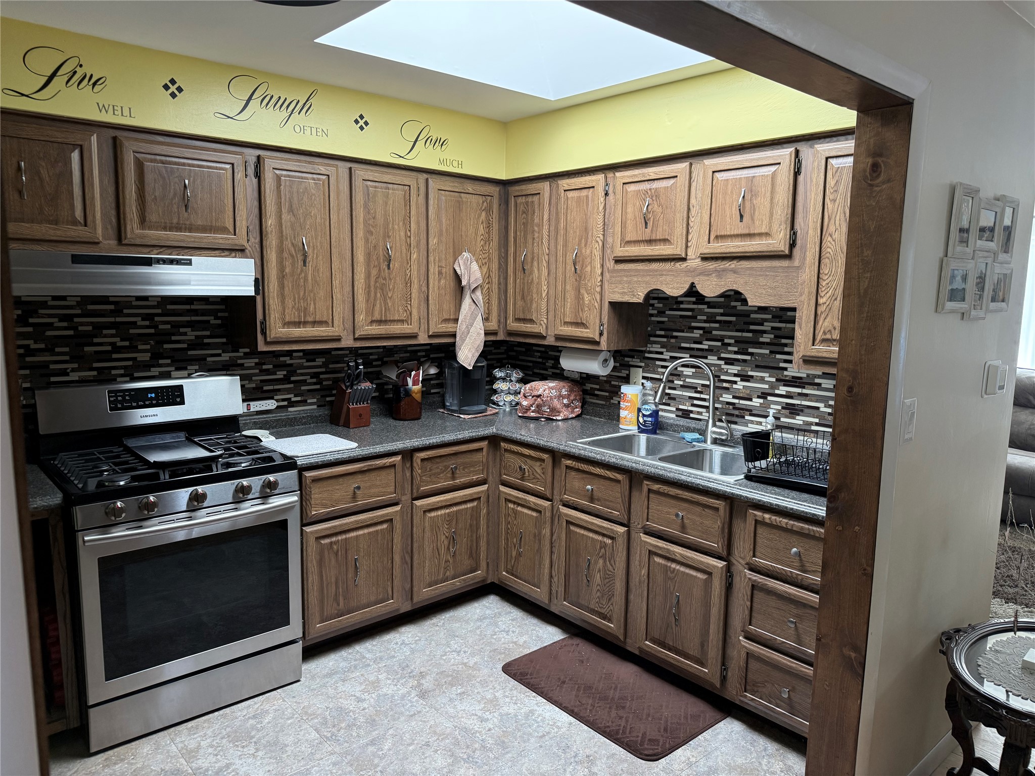 4153 Freeman Road Erie, PA 16510 - Photo 11 of 32 Gallery Image 11