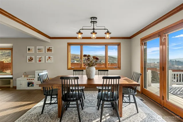 $725,000 | 106 Heather Lane, Wenatchee, WA 98801