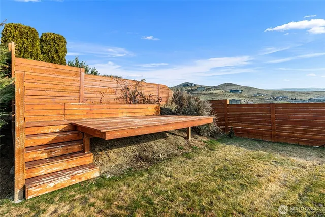 $725,000 | 106 Heather Lane, Wenatchee, WA 98801