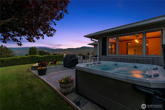 $725,000 | 106 Heather Lane, Wenatchee, WA 98801