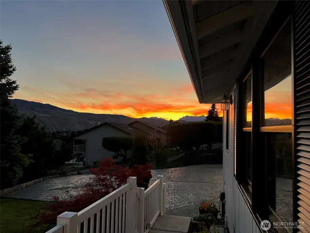 $725,000 | 106 Heather Lane, Wenatchee, WA 98801