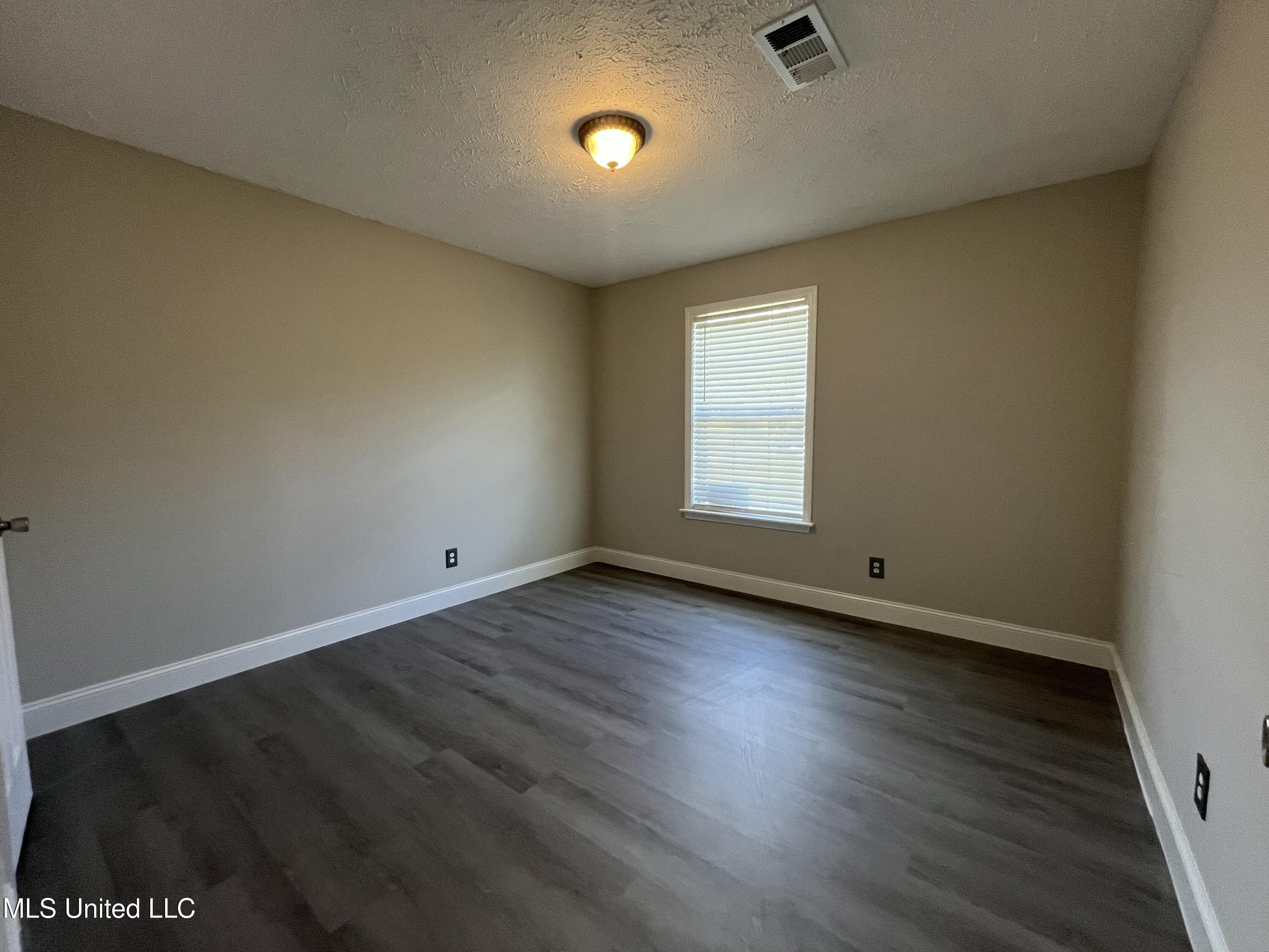 147 Riley Williams Road Canton, MS 39046 - Photo 12 of 22 10