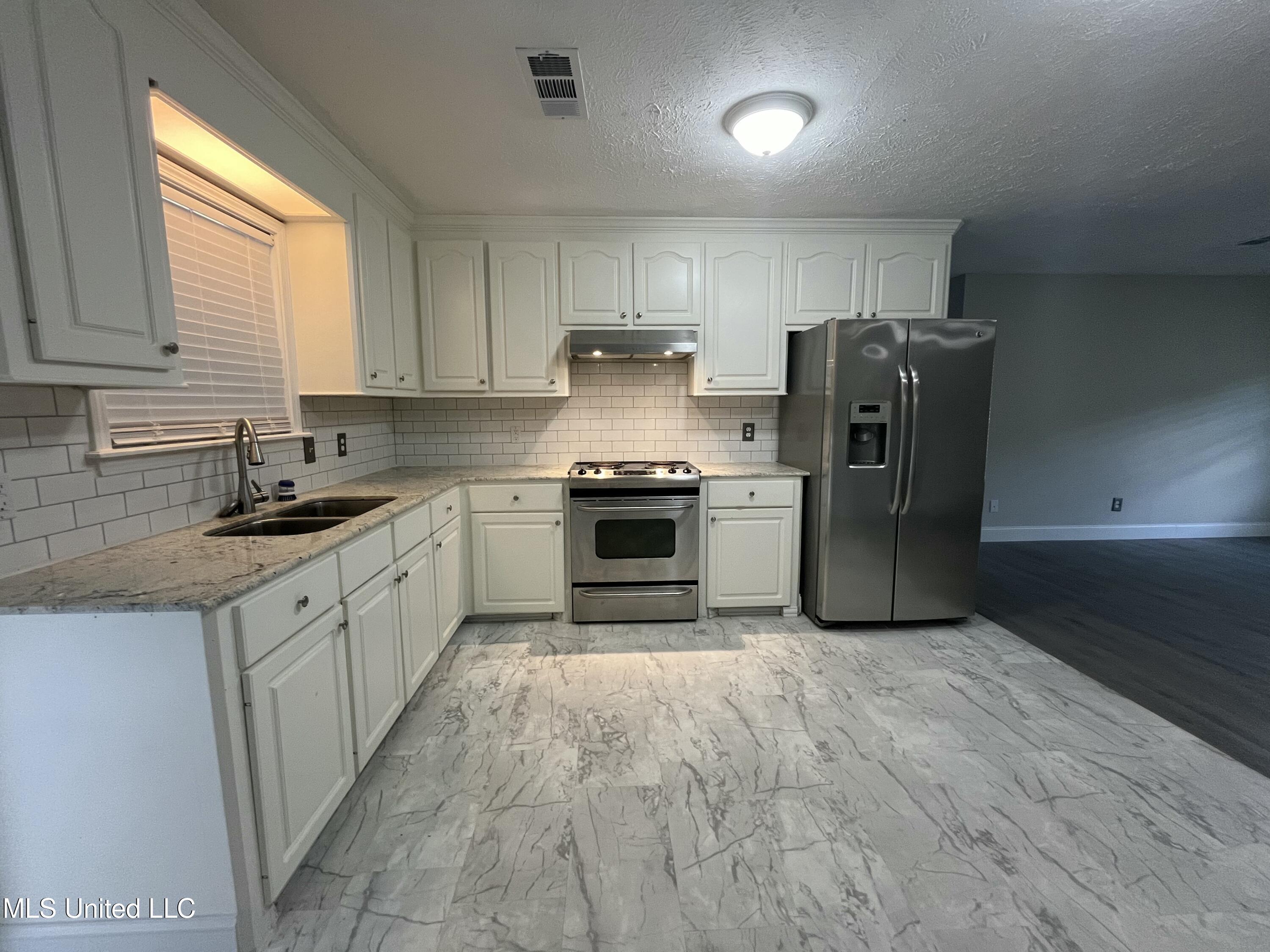 147 Riley Williams Road Canton, MS 39046 - Photo 9 of 22 7.2