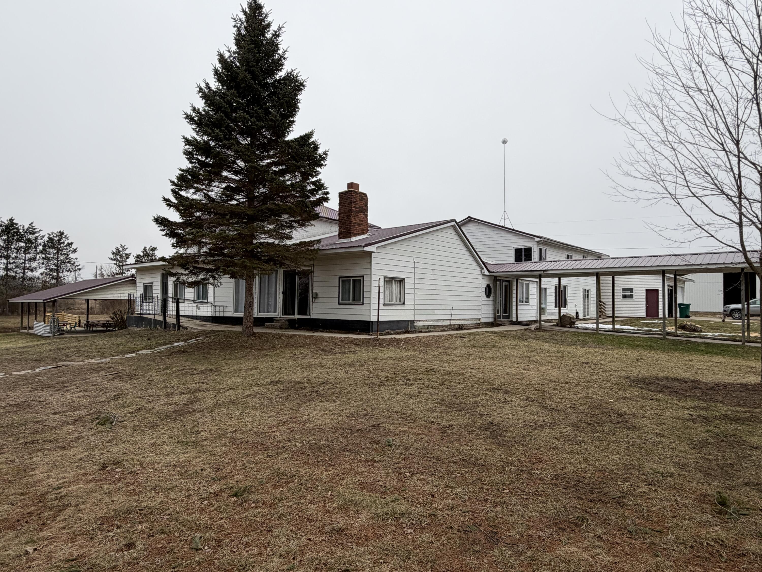 7202 21 Mile Road Evart, MI 49631 - Photo 3 of 64 IMG_6115