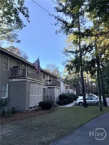 $1,500 | 5 Cromwell Place, Savannah, GA 31410