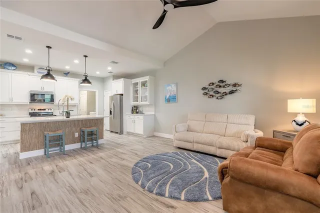 $399,900 | 333 Pop Top Lane, Daytona Beach, FL 32124