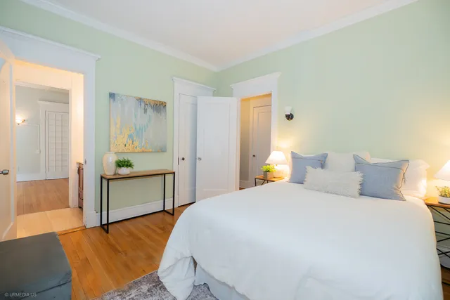 $375,000 | 5707 South Blackstone Avenue, Unit 2, Chicago, IL 60637