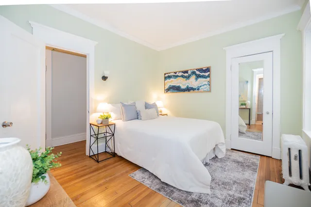 $375,000 | 5707 South Blackstone Avenue, Unit 2, Chicago, IL 60637