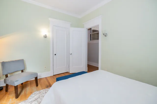 $375,000 | 5707 South Blackstone Avenue, Unit 2, Chicago, IL 60637