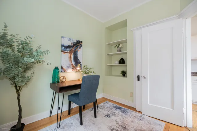 $375,000 | 5707 South Blackstone Avenue, Unit 2, Chicago, IL 60637